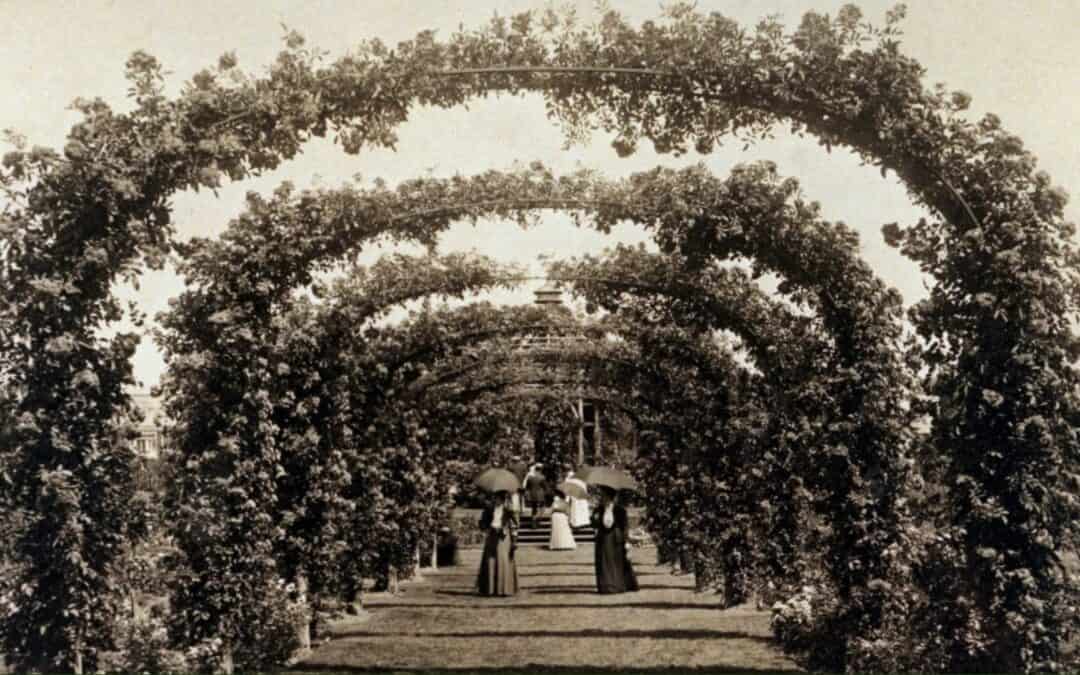 Park History and Grounds Tour